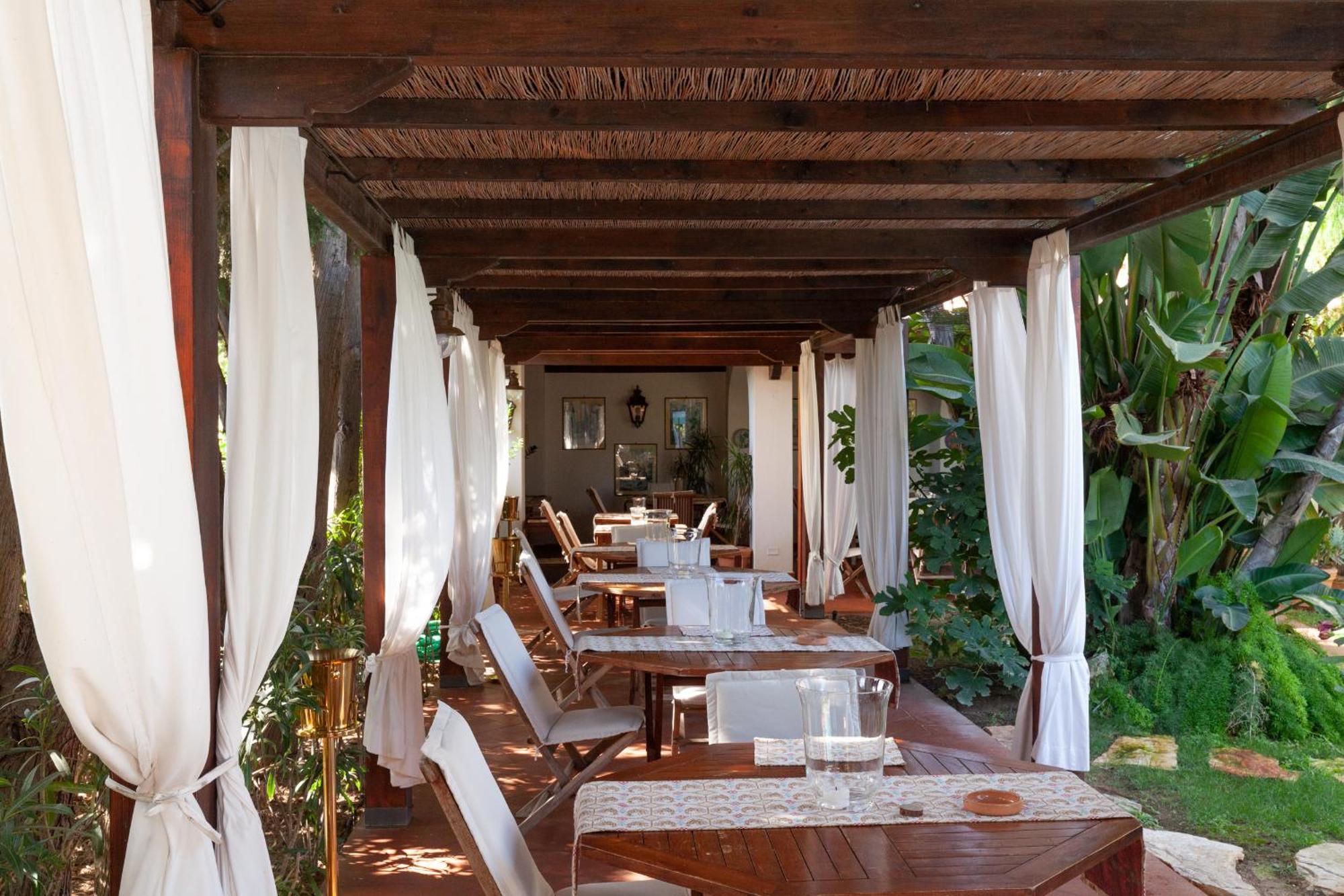 Nora Club Hotel & Spa Pula Eksteriør bilde